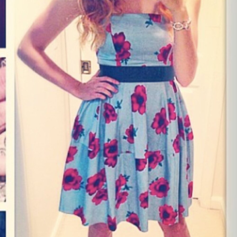 Betsey Johnson Blue Poppy Cocktail Dress